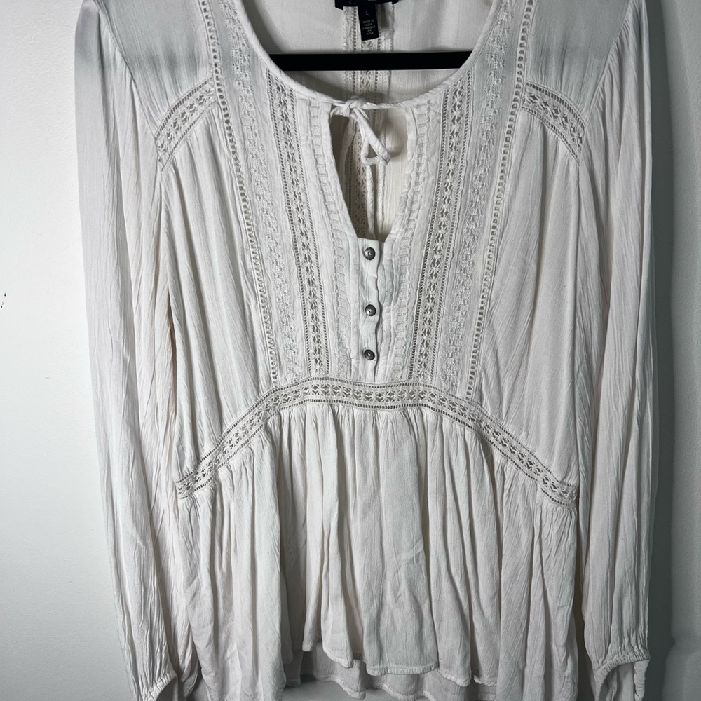 Jessica Simpson Cream Lace Blouse